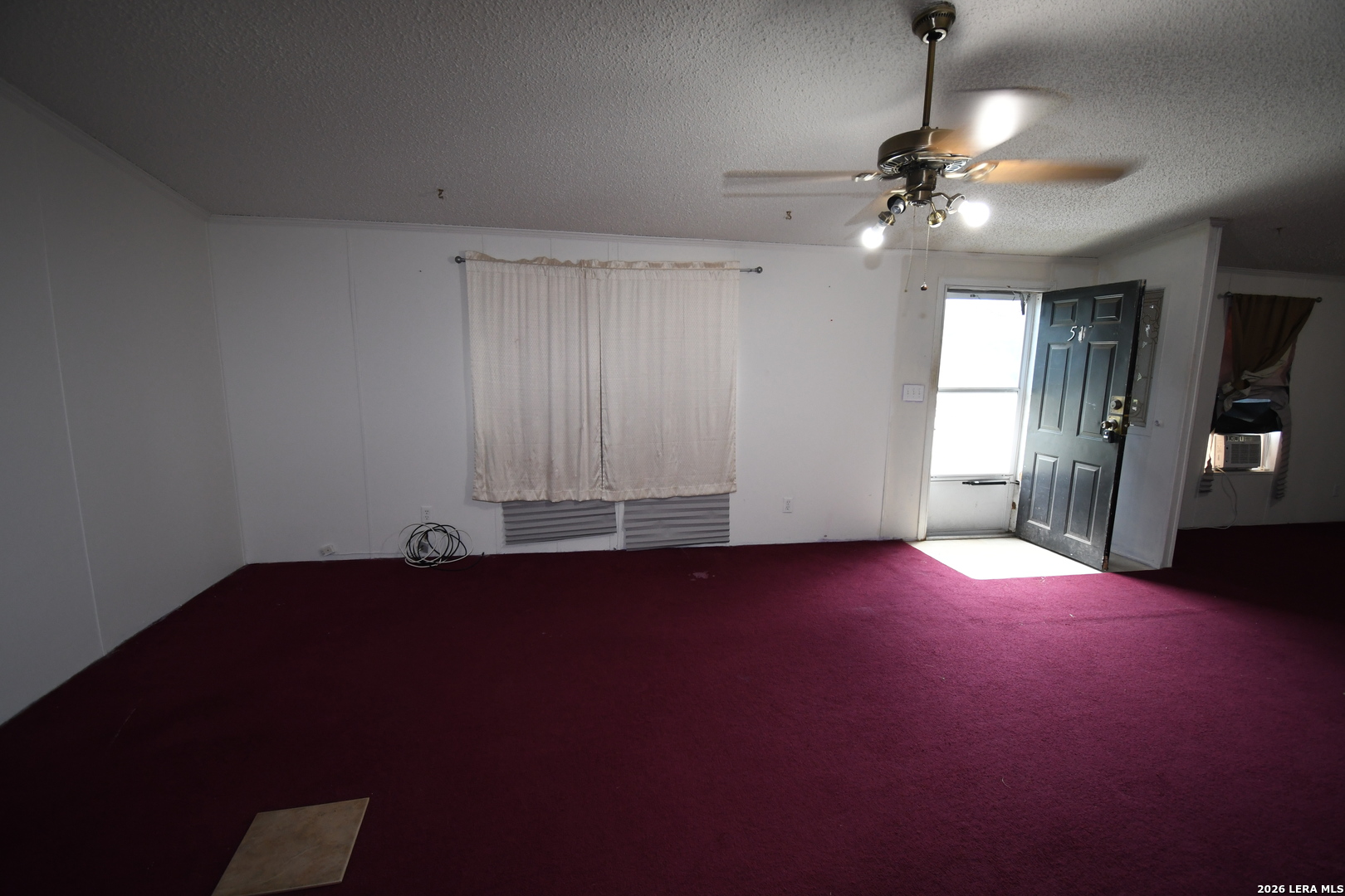 517 Corley Drive Devine TX 78016