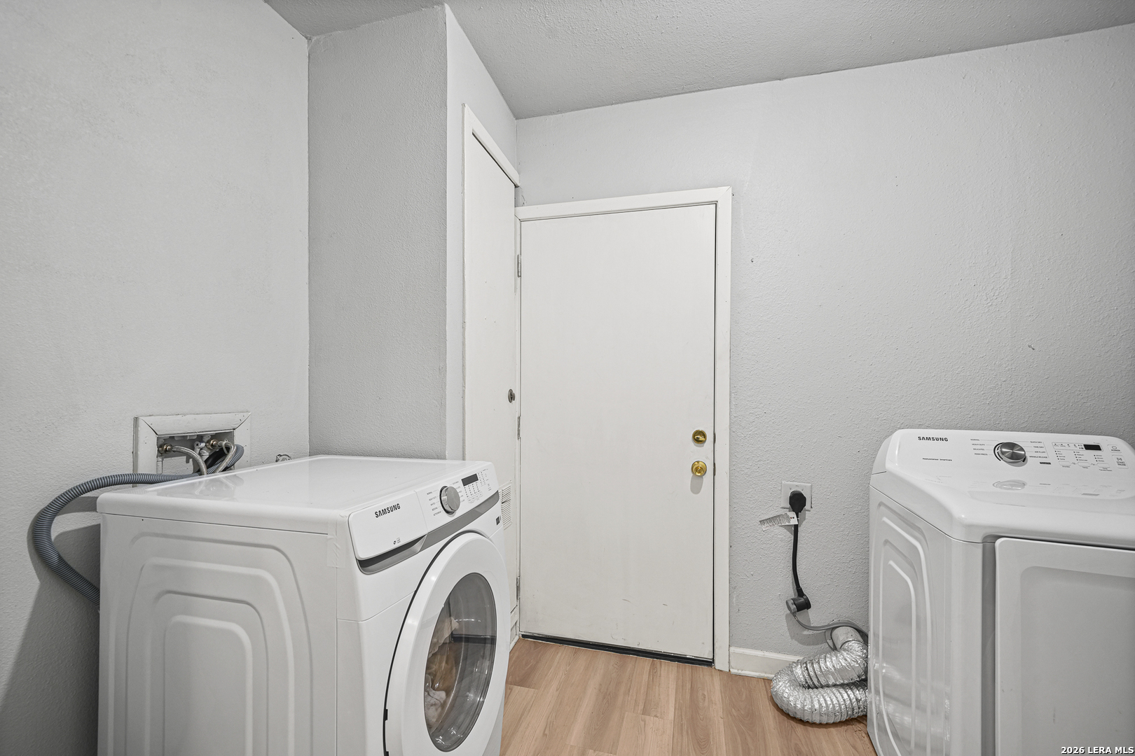 5102 Village Row San Antonio TX 78218