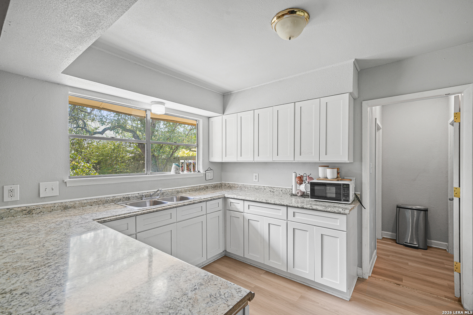 5102 Village Row San Antonio TX 78218