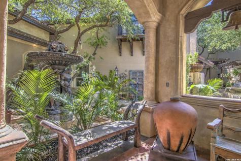 9469 Canyon Mist Helotes TX 78023