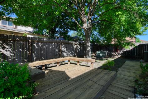 8234 Grissom Circle San Antonio TX 78251
