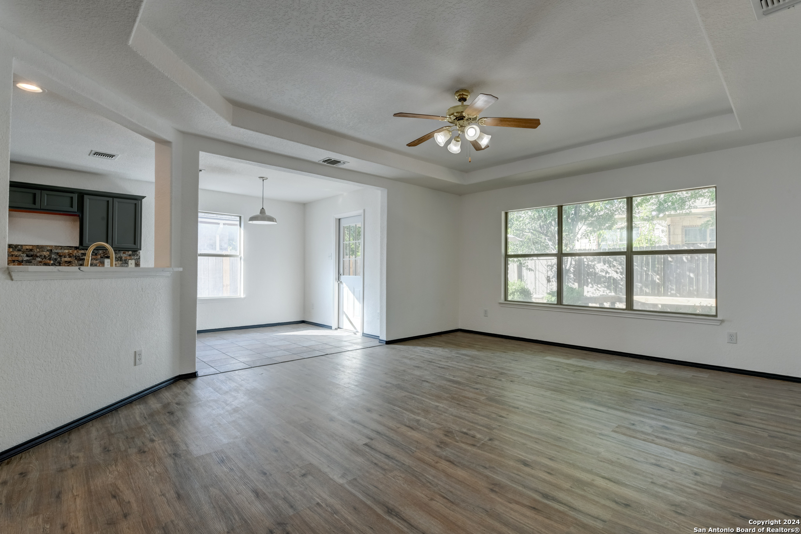 8234 Grissom Circle San Antonio TX 78251