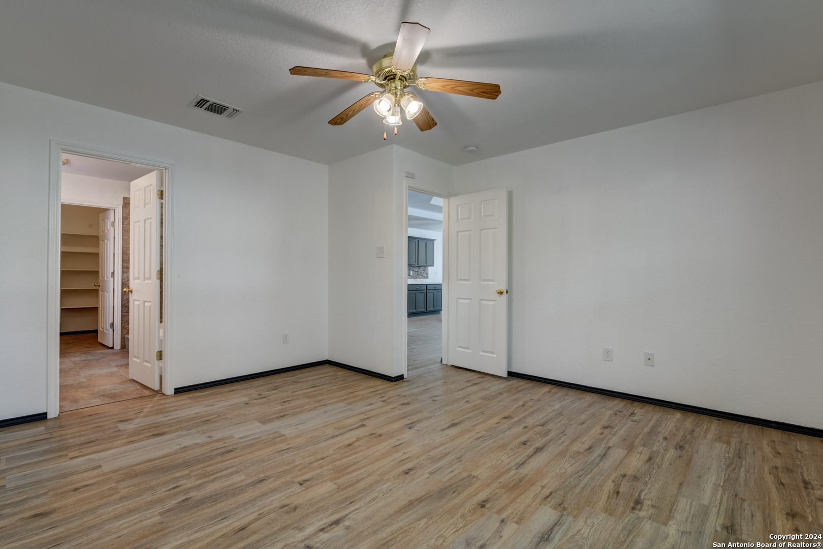 8234 Grissom Circle San Antonio TX 78251