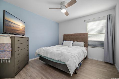 4118 Southton Tarn San Antonio TX 78223