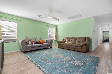 4118 Southton Tarn San Antonio TX 78223