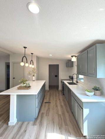 105 Tabler Seguin TX 78155