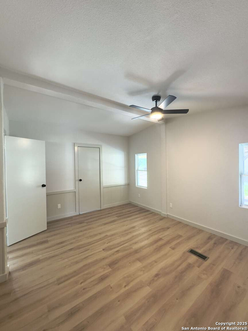 105 Tabler Seguin TX 78155