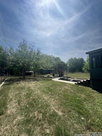 105 Tabler Seguin TX 78155