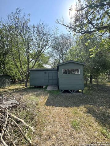 105 Tabler Seguin TX 78155