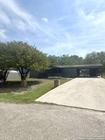 105 Tabler Seguin TX 78155