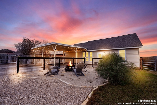1514 33rd Street Hondo TX 78861
