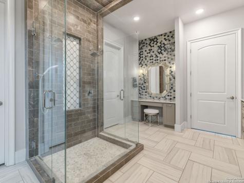 4020 Luz Del Faro San Antonio TX 78261