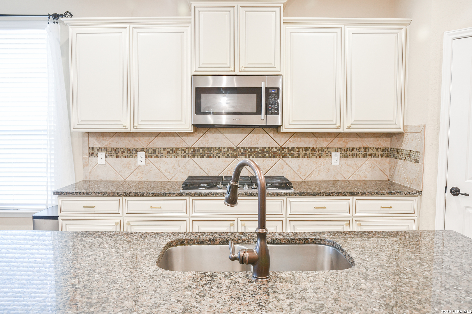 27419 Valle Bluff Boerne TX 78015