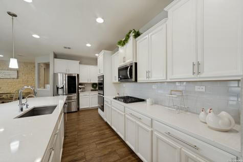 10530 Coyote Run San Antonio TX 78254