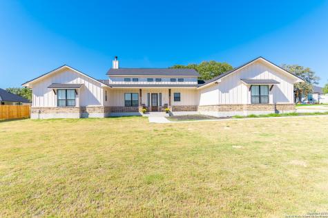 105 Ava Ridge Drive La Vernia TX 78121