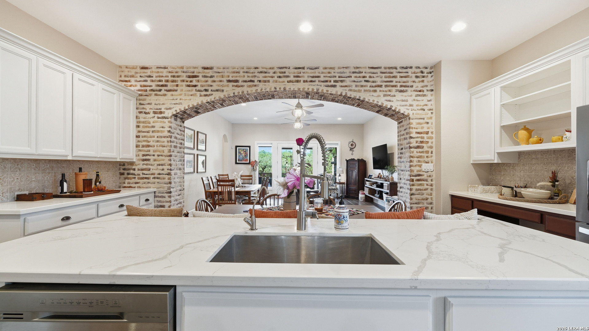 210 Jeff Vaughn Blanco TX 78606