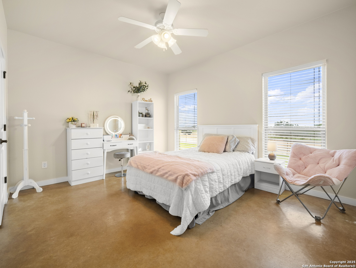 590 County Road 431 Pleasanton TX 78064