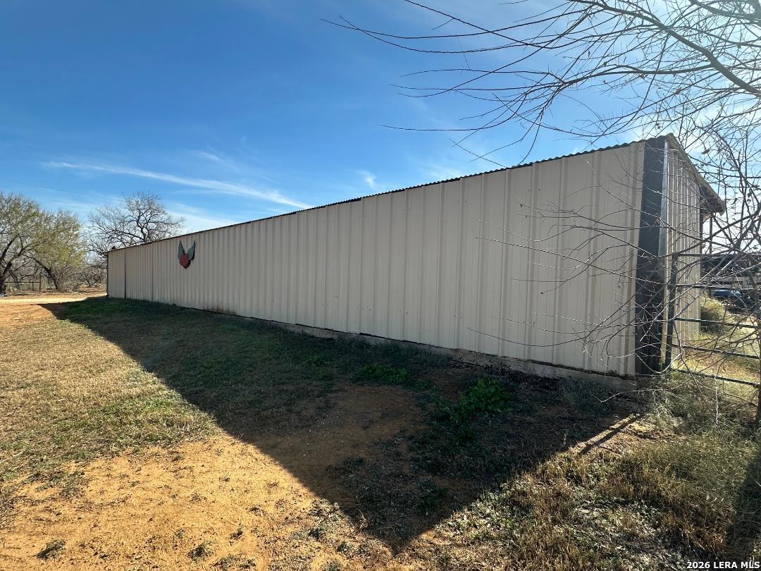 590 County Road 431 Pleasanton TX 78064