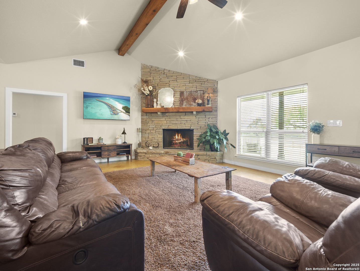 590 County Road 431 Pleasanton TX 78064