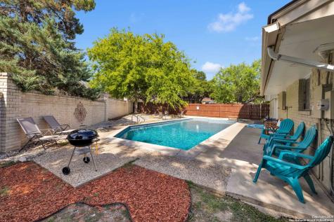 103 Shalimar Castle Hills TX 78213