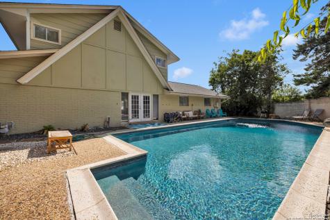 103 Shalimar Castle Hills TX 78213