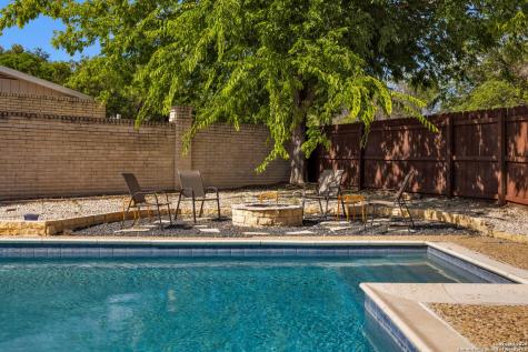 103 Shalimar Castle Hills TX 78213