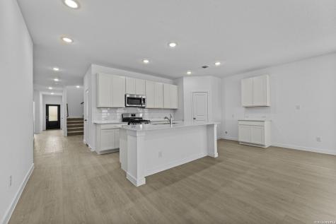 4999 Mission Tejas Road Marion TX 78124