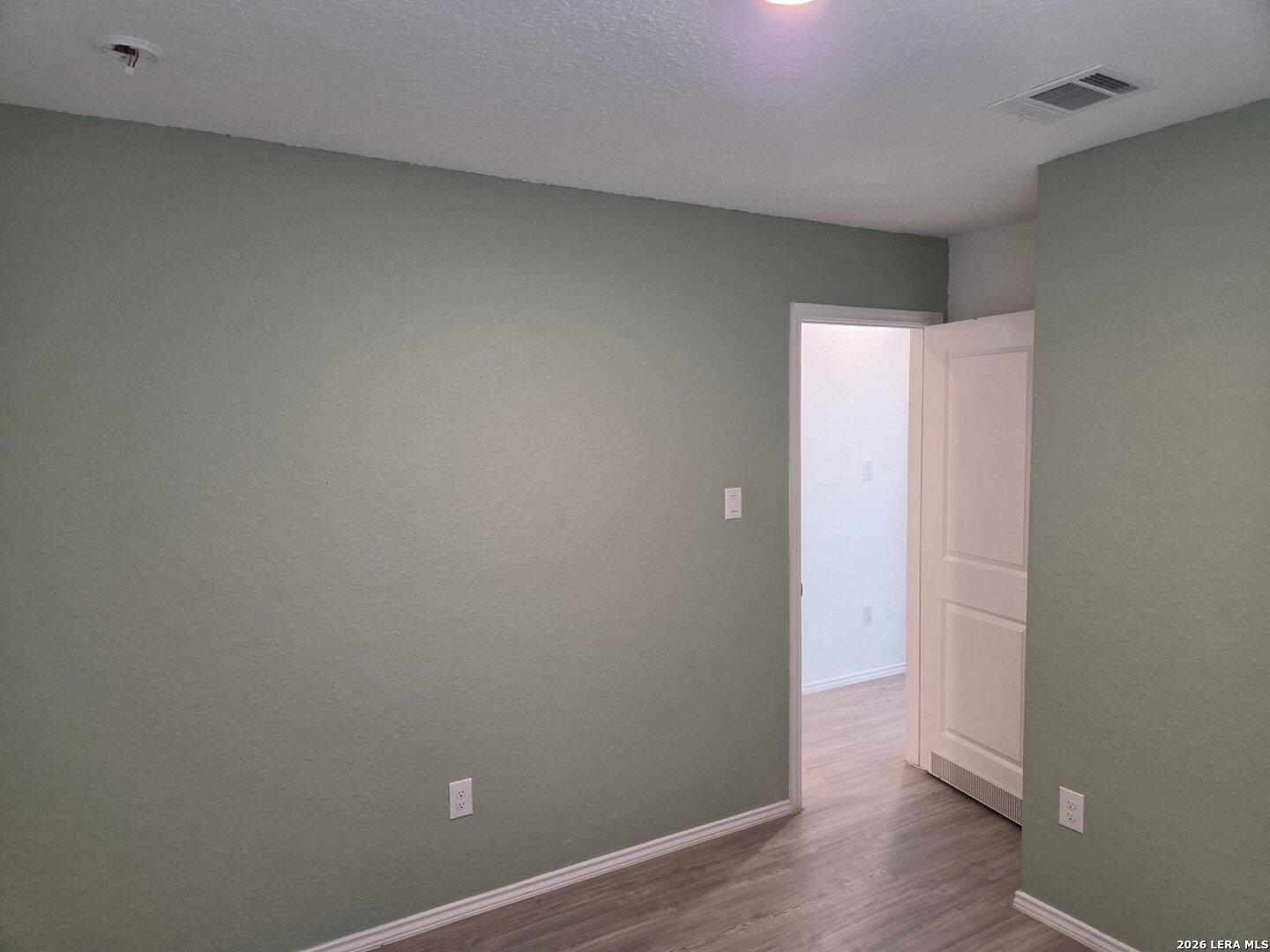 8112 Nube Medina San Antonio TX 78252