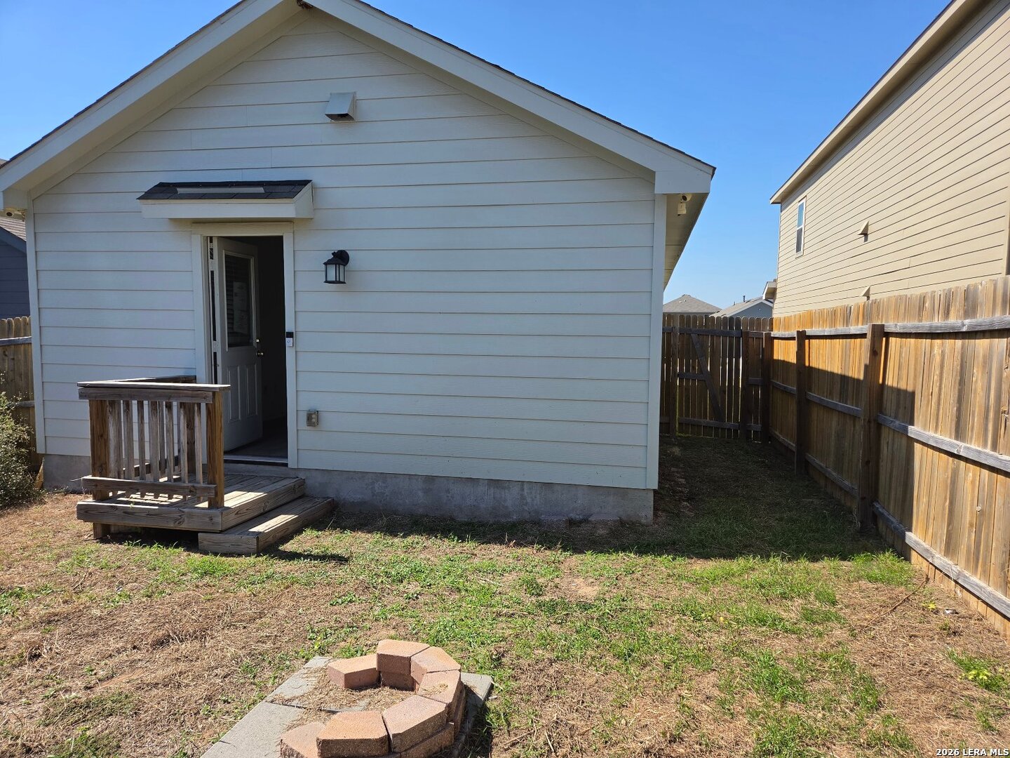 8112 Nube Medina San Antonio TX 78252