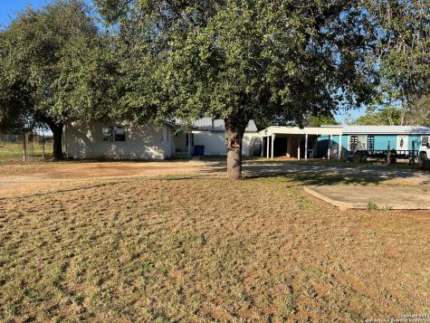 218 W White Street Dilley TX 78017