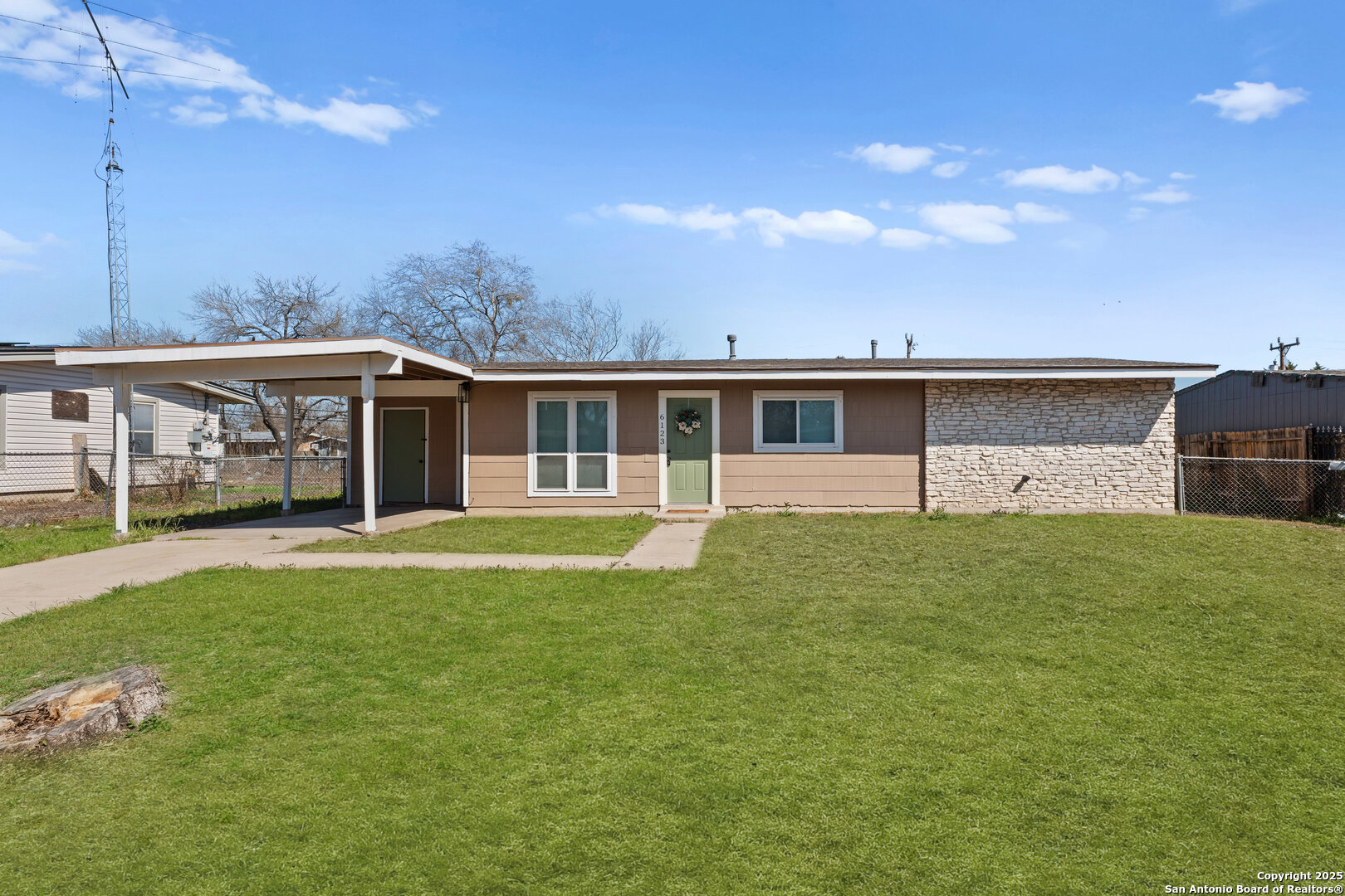 6123 Cedar Valley Drive San Antonio TX 78242