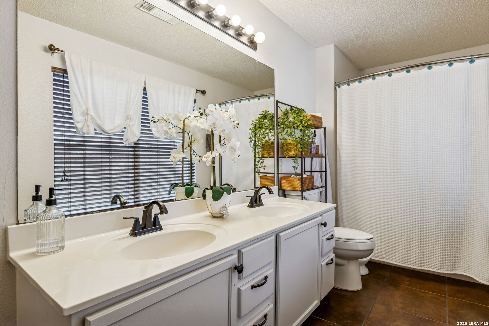 8151 Arrowhead Pool San Antonio TX 78254