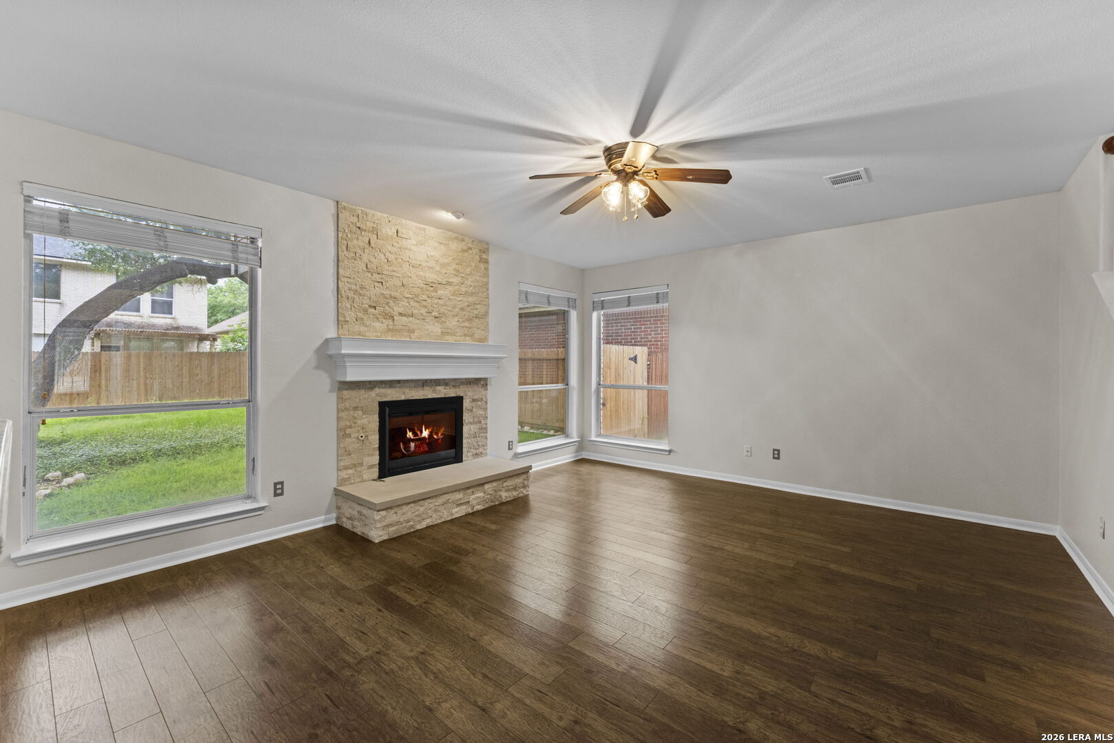 906 Elkins Lake San Antonio TX 78260