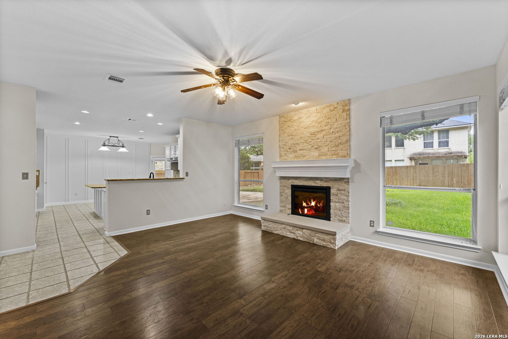 906 Elkins Lake San Antonio TX 78260