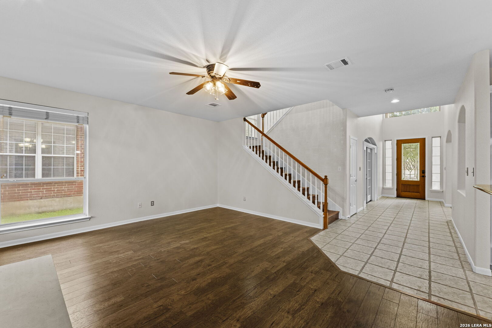 906 Elkins Lake San Antonio TX 78260