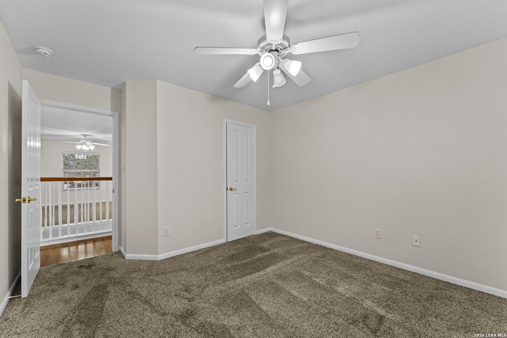 906 Elkins Lake San Antonio TX 78260