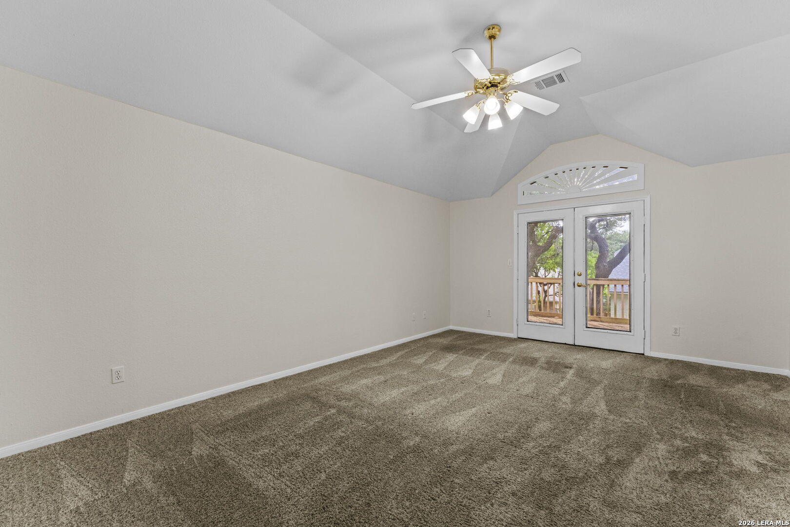 906 Elkins Lake San Antonio TX 78260