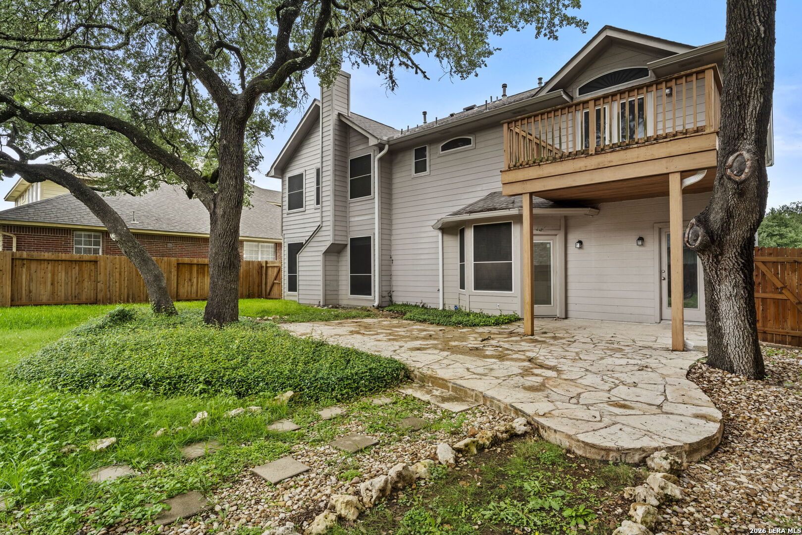 906 Elkins Lake San Antonio TX 78260