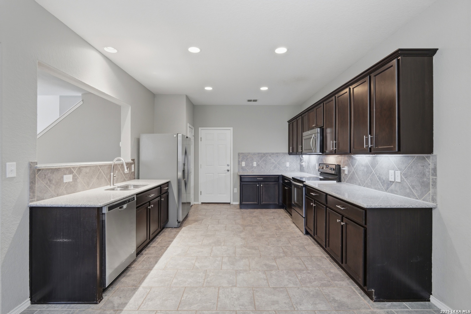 493 Auburn Park Selma TX 78154