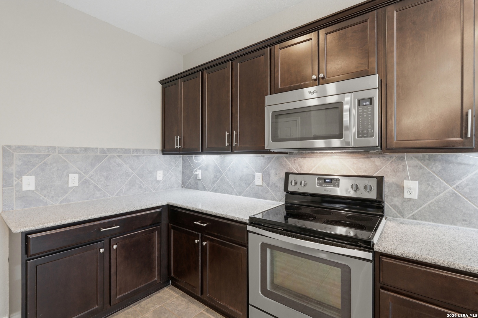 493 Auburn Park Selma TX 78154