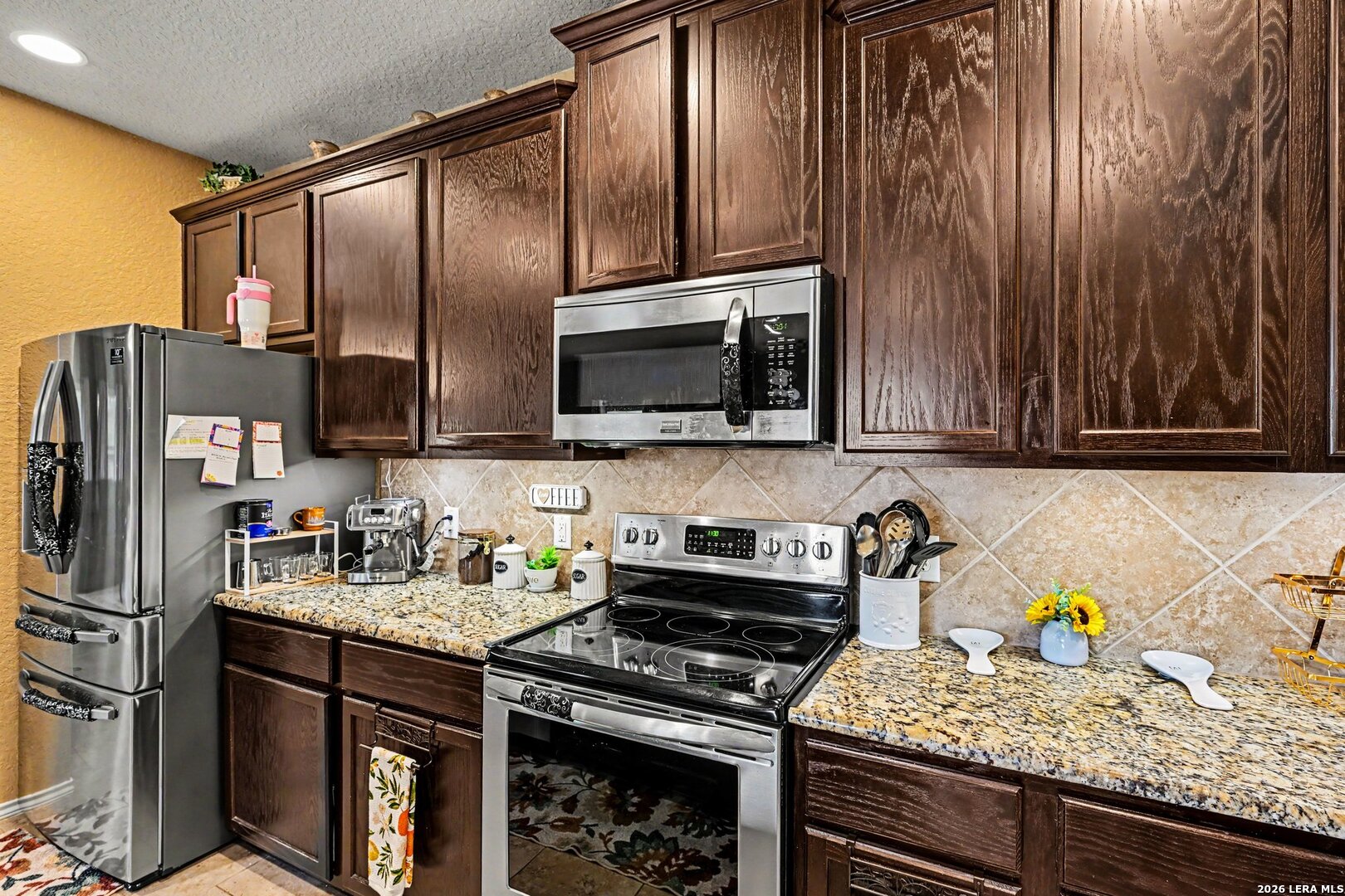 711 Oakwood Way San Antonio TX 78245