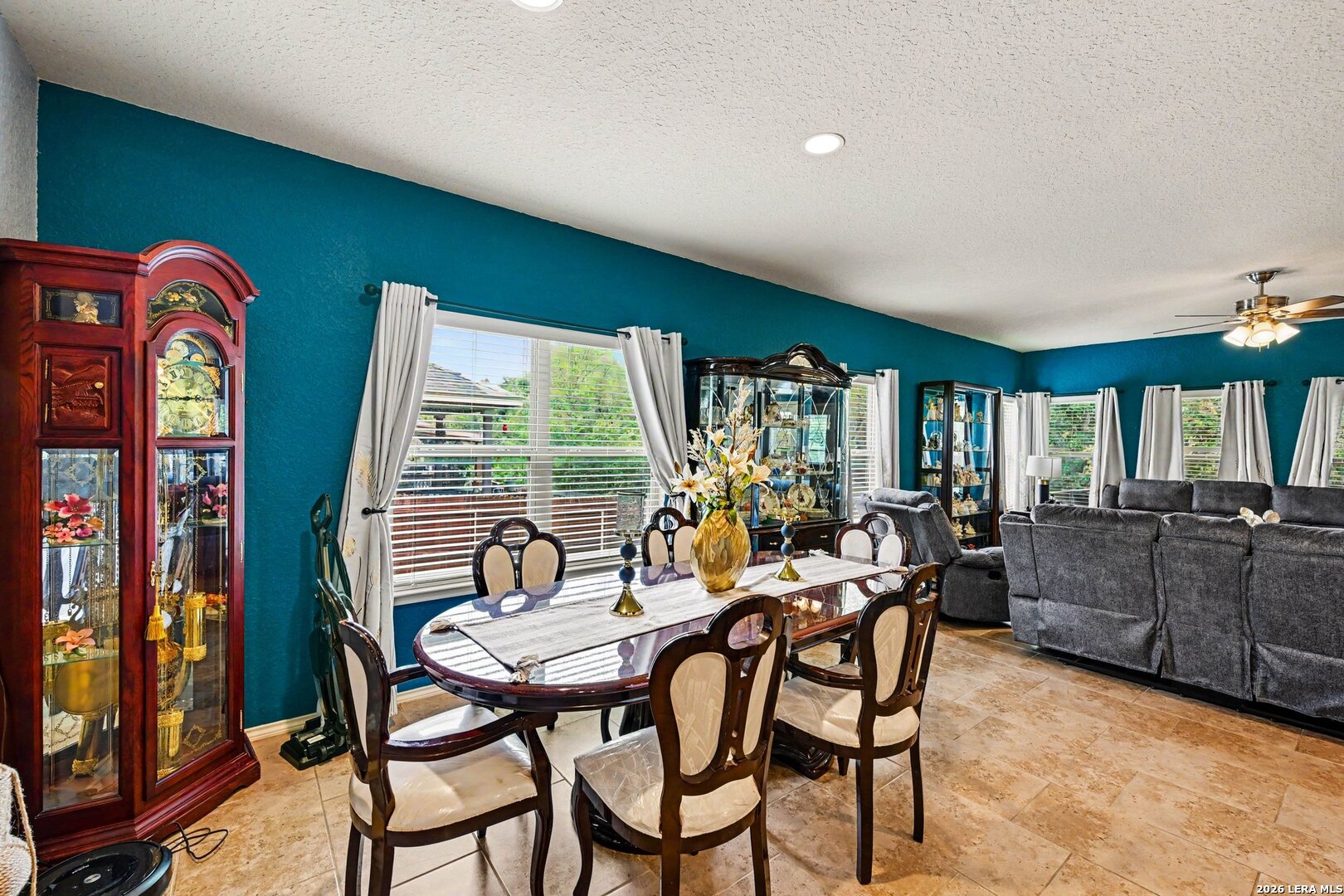 711 Oakwood Way San Antonio TX 78245