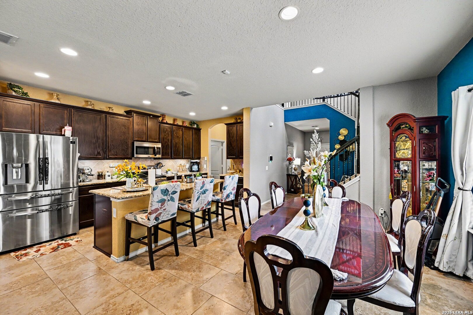 711 Oakwood Way San Antonio TX 78245