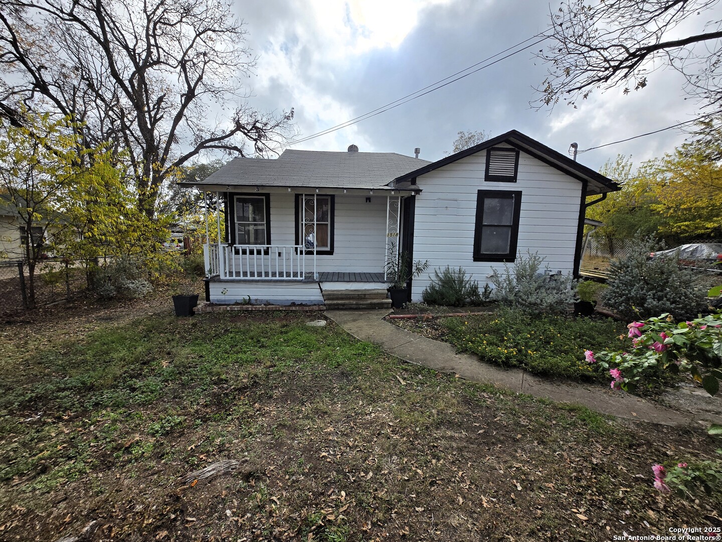 1518 Waverly San Antonio TX 78201