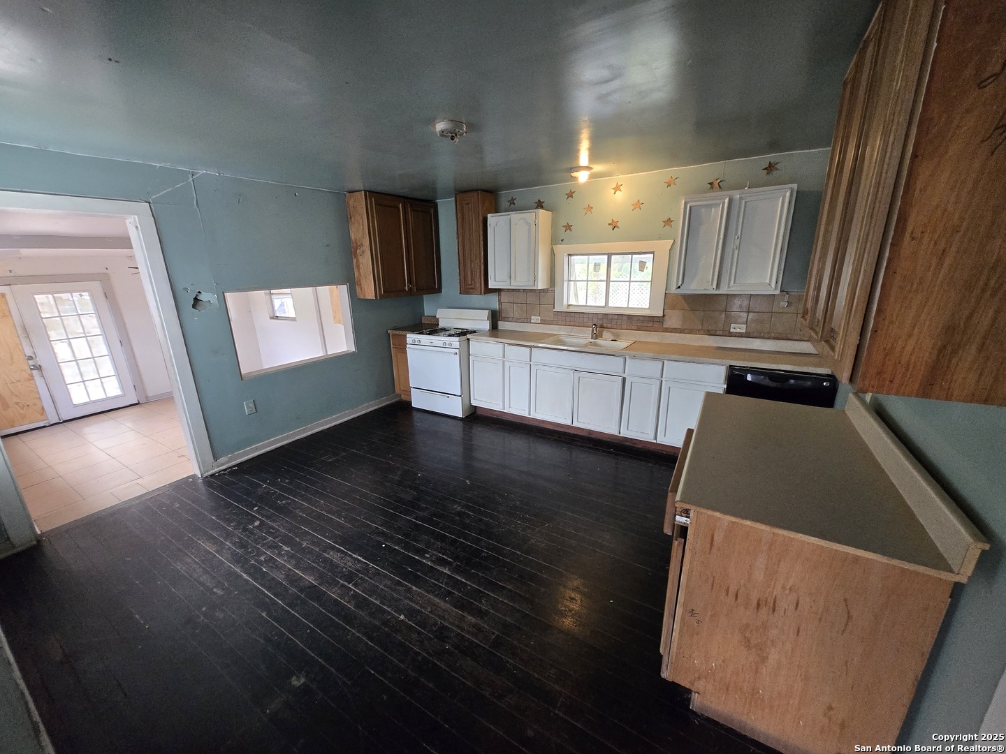 1518 Waverly San Antonio TX 78201
