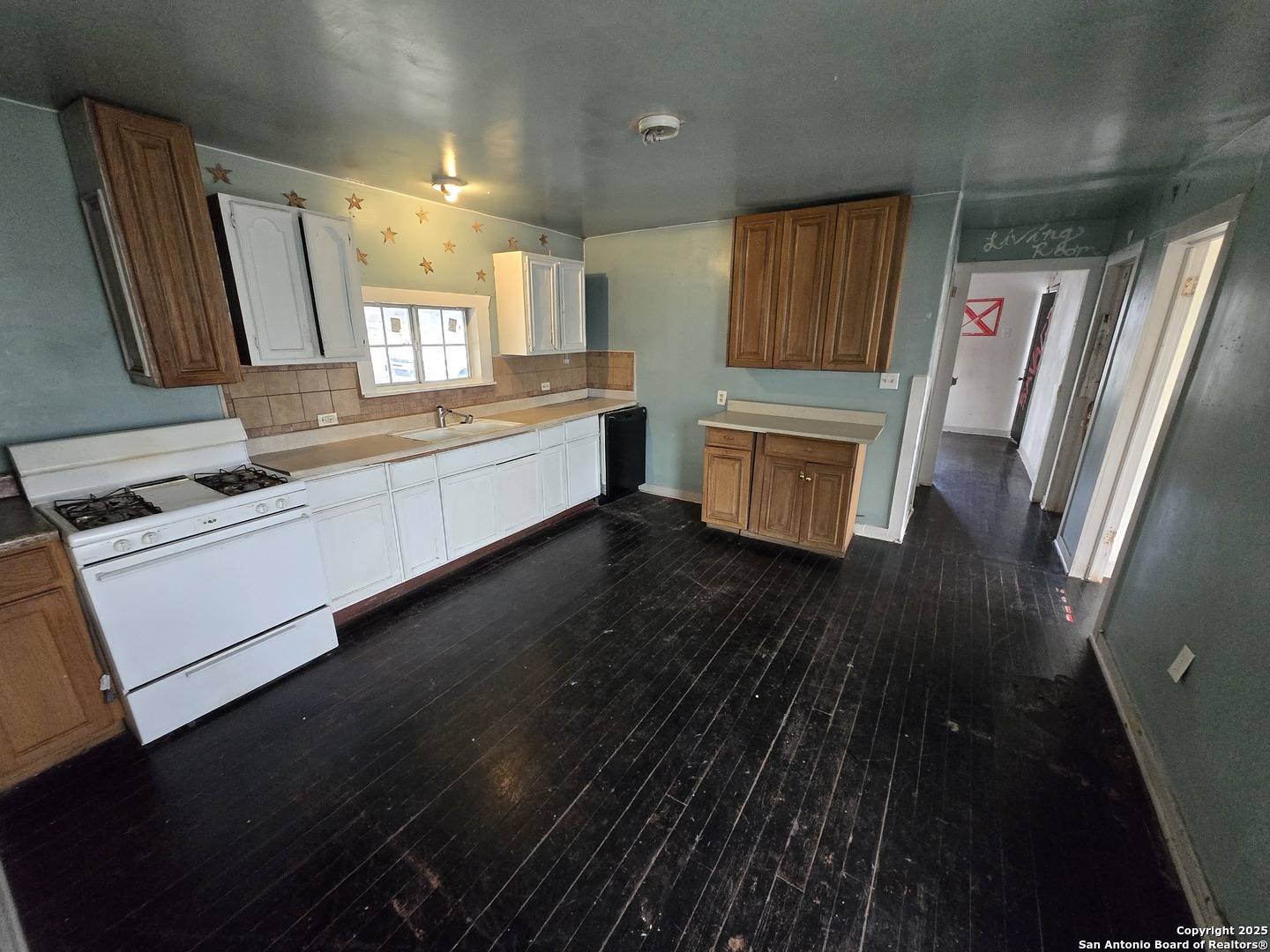 1518 Waverly San Antonio TX 78201