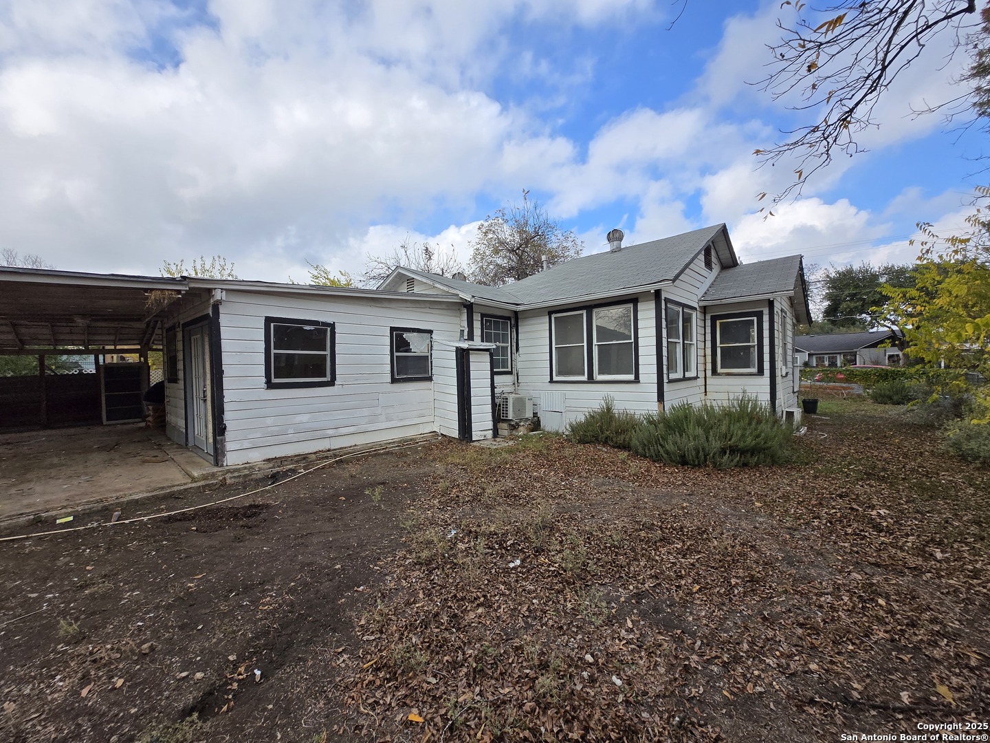 1518 Waverly San Antonio TX 78201