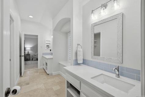 9 Vineyard Drive San Antonio TX 78257