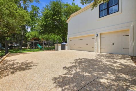 9 Vineyard Drive San Antonio TX 78257