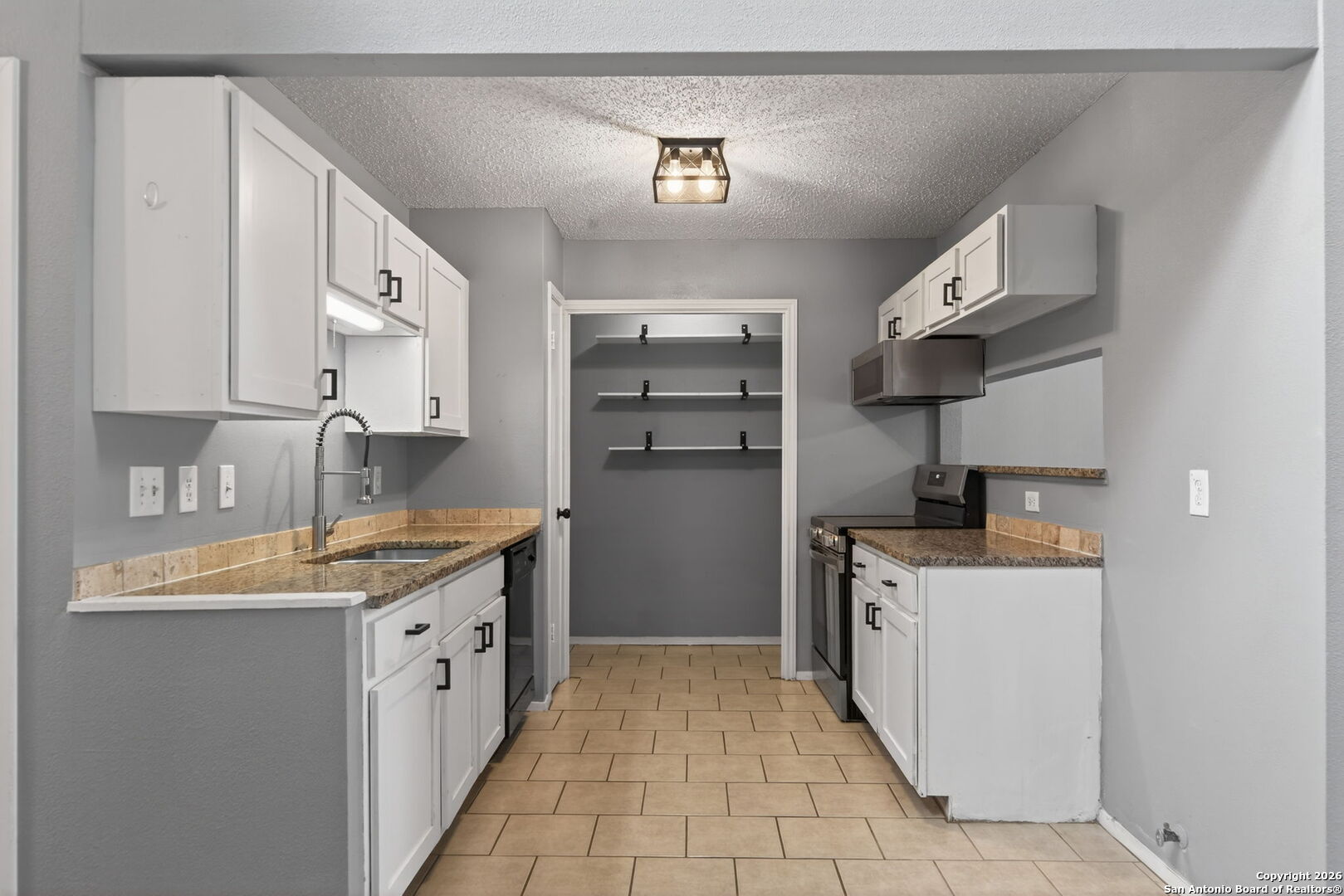 2415 Moss Terrace San Antonio TX 78232